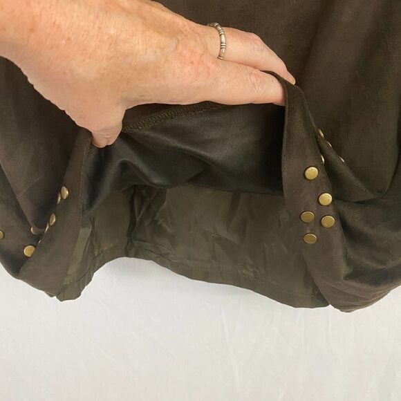 ICE Faux Suede Brown Leather Skirt with Medal Embellishments Size 8 - Picture 4 of 7